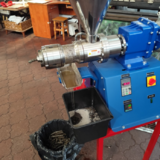 Presa profesionala ulei la rece 220V